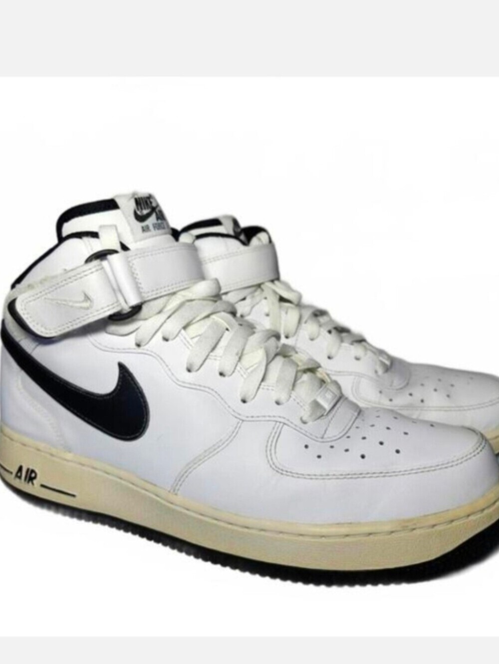 Nike Air Force 1 Mid Men’s White 10.5 Athletic Retro Streetwear Leather